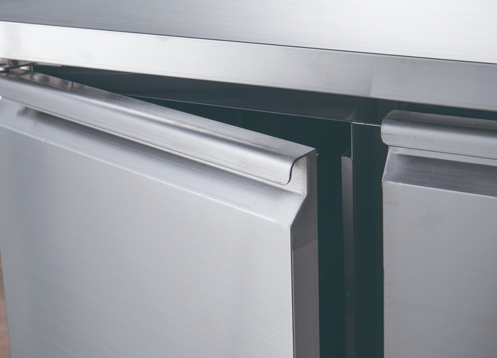 FED-X Two Door Salad Prep Fridge - XGNS900D